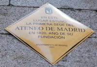 Placa conmemorativa de la primera sede del Ateneo Español